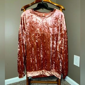 Wishlist Pink Crushed Velvet Blouse. Size Small/Medium.